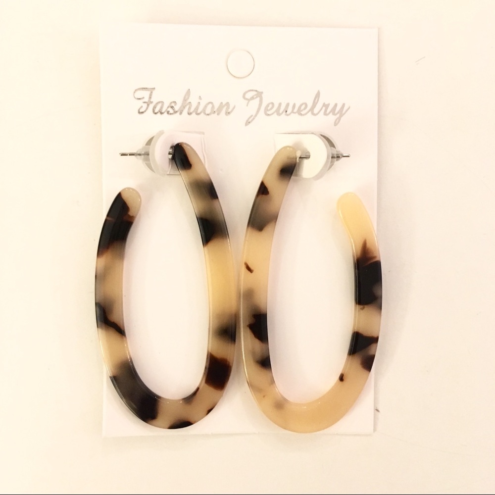 ⭐️ Acrylic Statement Earrings Tortoise Shell Hoops
